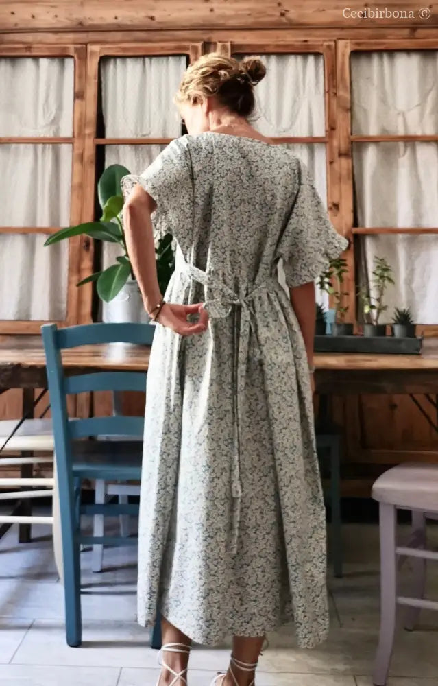 Abito con maniche in cotone stampato a margherite (Ref. 97) Media abito donna