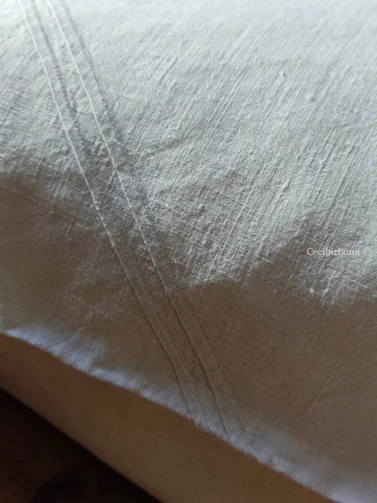 Coppia di federe antiche con pizzo all’uncinetto e monogramma MR biancheria antica per la casa