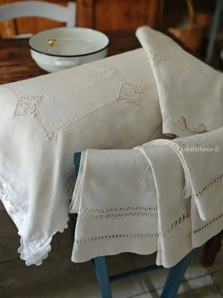 Coppia di federe antiche in lino con ricamo smerlo e monogramma NS biancheria antica per la casa