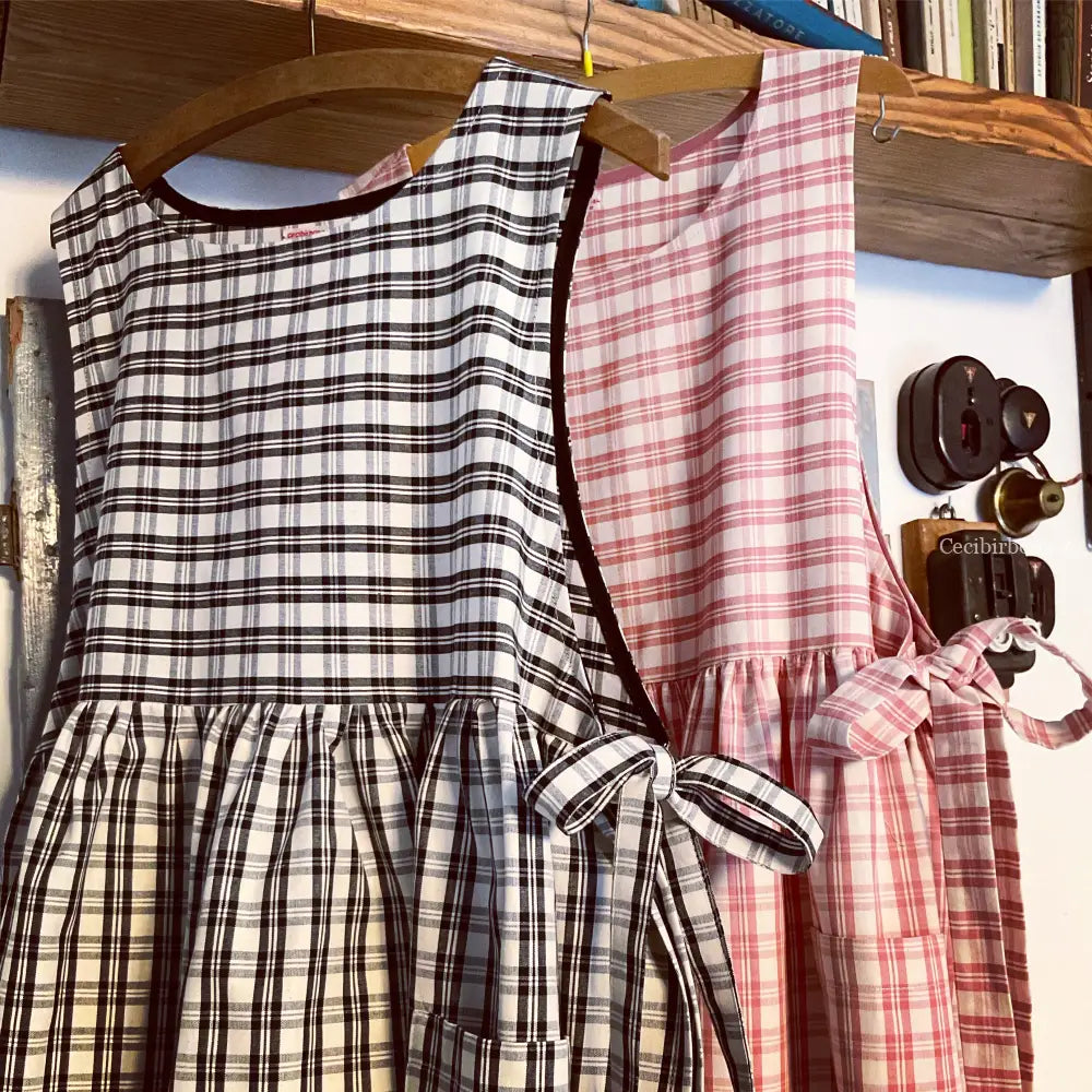 Grembiule in cotone a quadri tartan neri e panna (Ref. 182) grembiule donna tessuti moderni