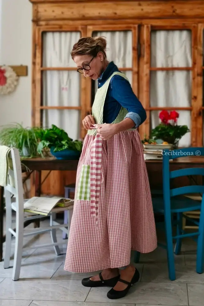Grembiule in cotone patchwork a quadri rosa e verdi (Ref. 449) grembiule donna tessuti moderni