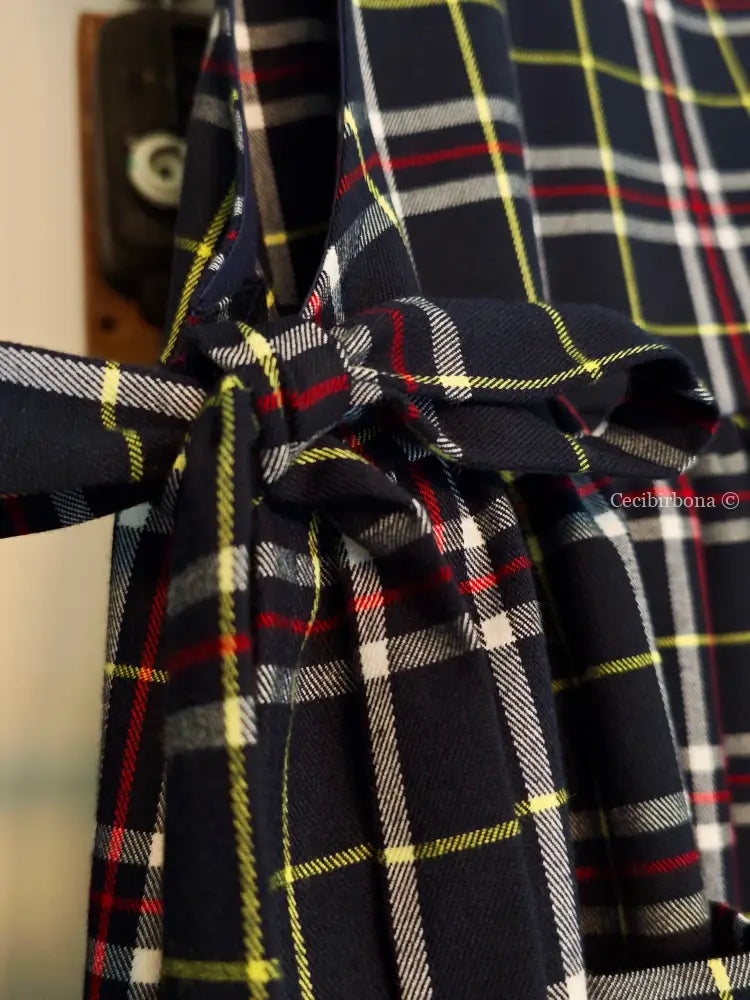 Grembiule in lana tartan blu (Ref. 366) Grembiule donna
