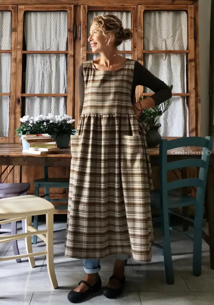 Grembiule in tartan marrone (Ref. 65) grembiule donna tessuti moderni