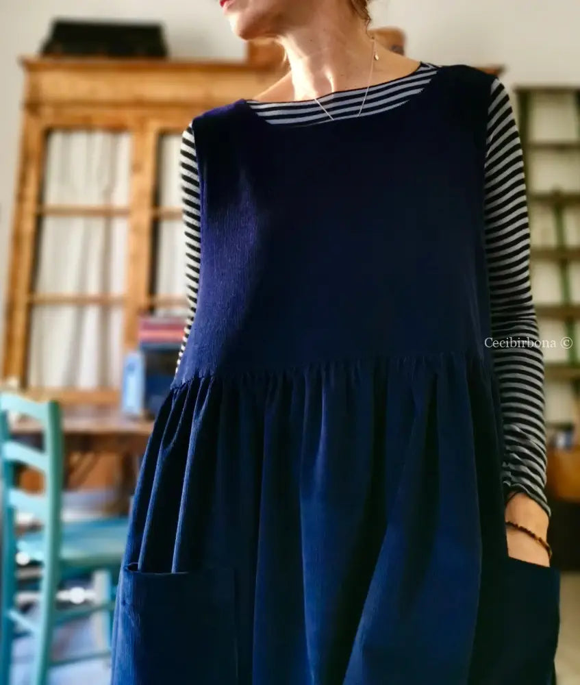 Grembiule in velluto a coste bluette (Ref. 52) grembiule donna tessuti moderni