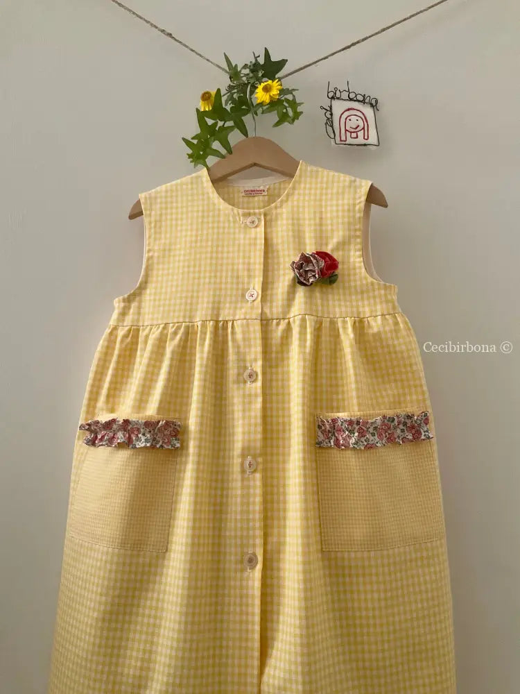 Grembiulino senza maniche a quadrettini gialli grembiule asilo bimba