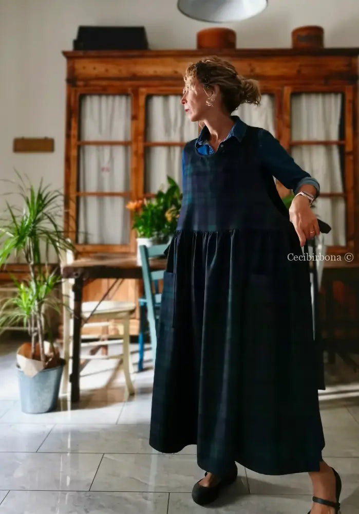 Riservato per Monica Abito in tartan verde e blu TAGLIA 50 abito donna