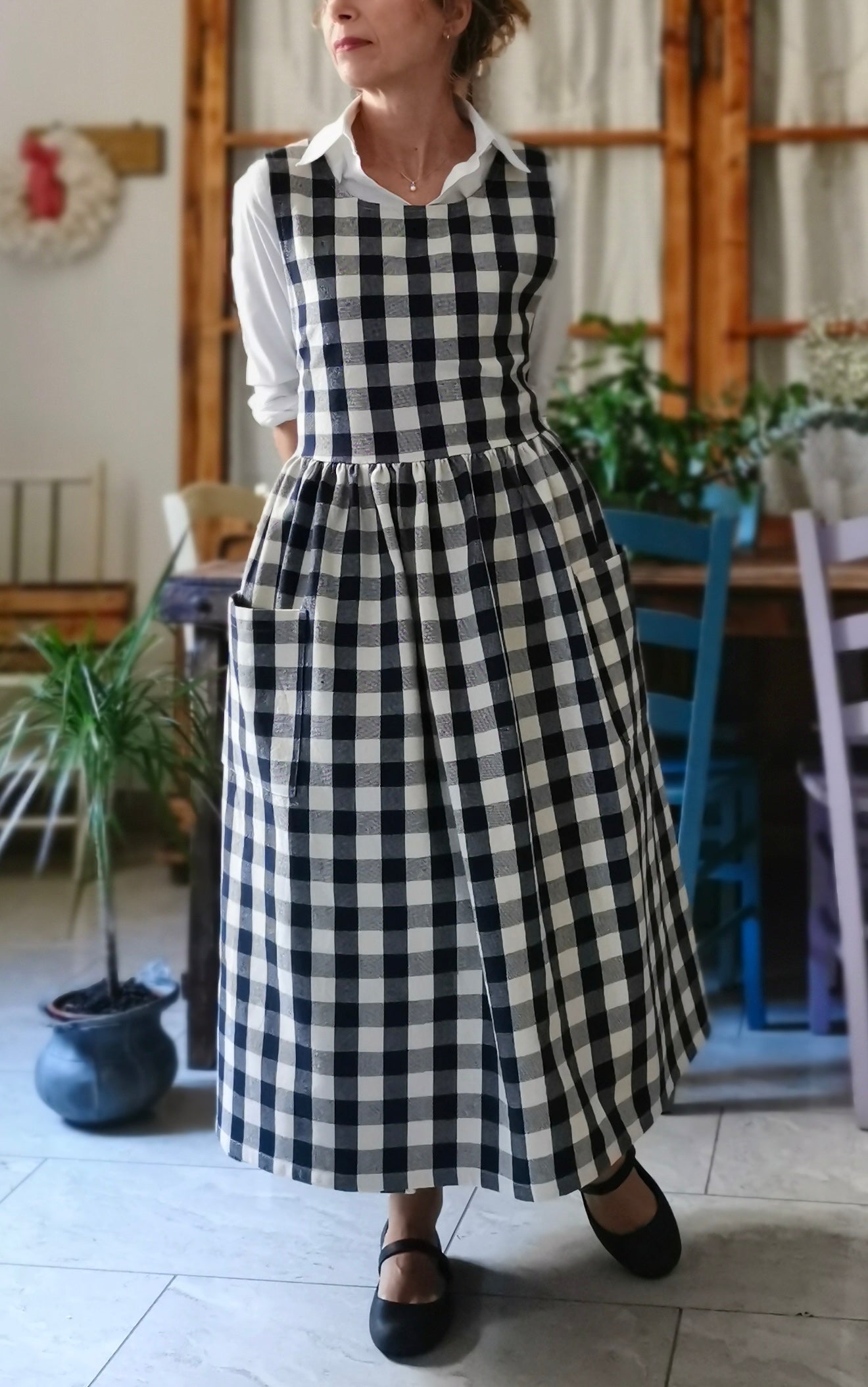 Grembiule in cotone a quadri blu e panna (Ref. 488)