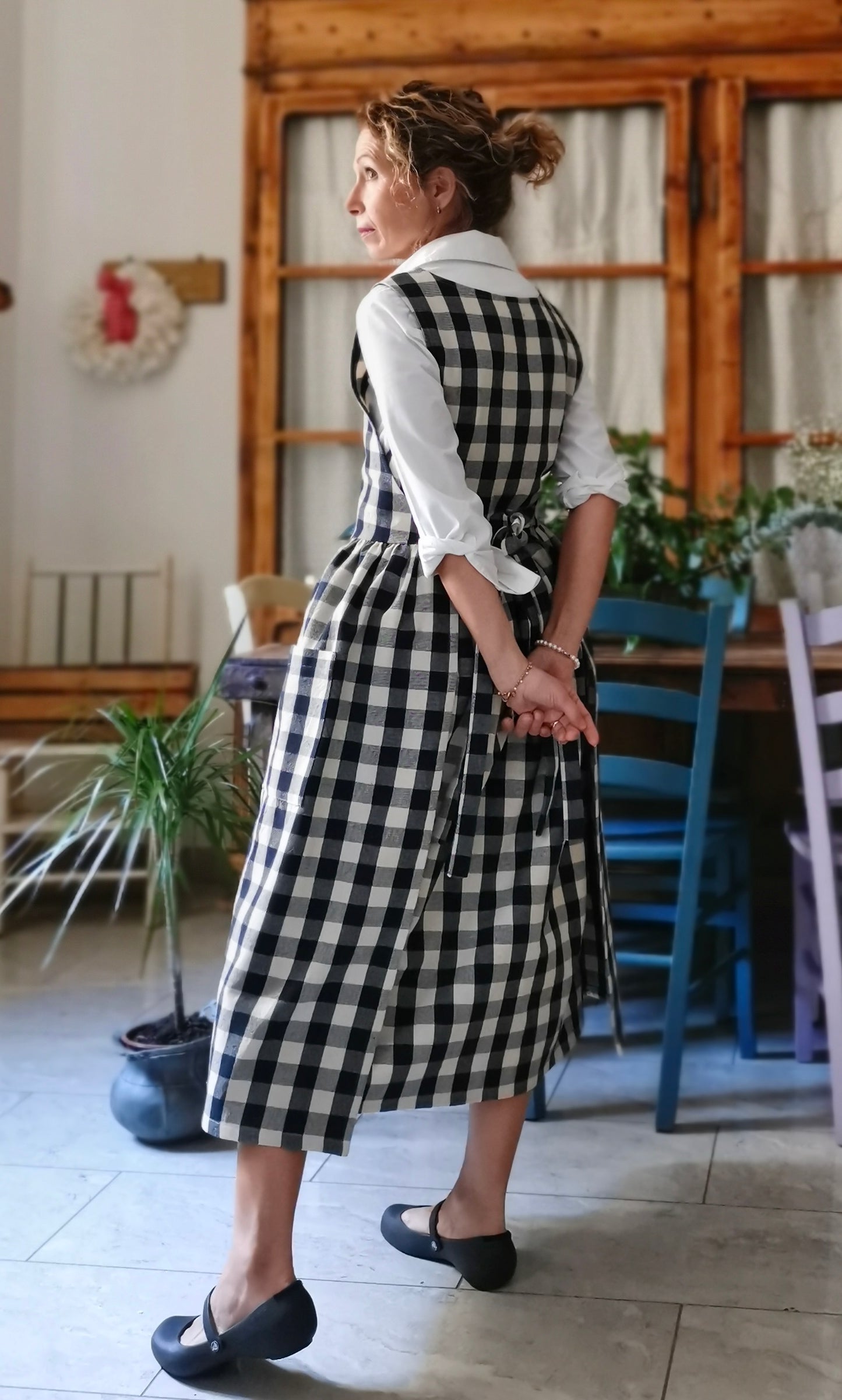 Grembiule in cotone a quadri blu e panna (Ref. 488)