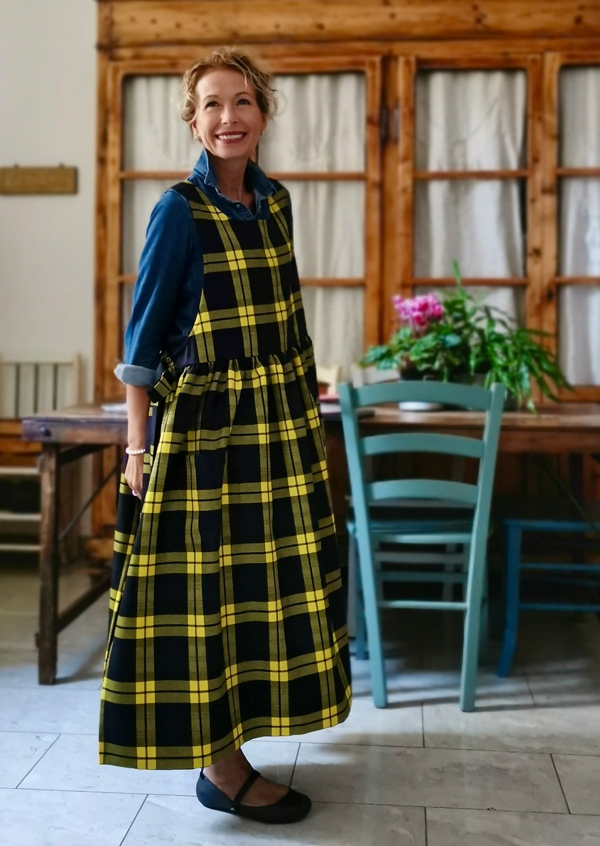 Grembiule in lana tartan blu e gialla (Ref. 547)