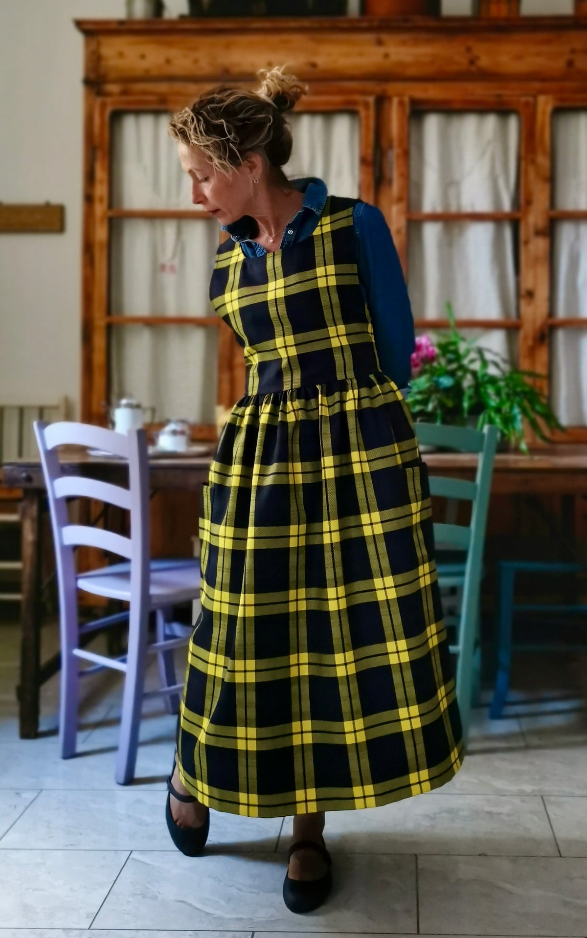 Grembiule in lana tartan blu e gialla (Ref. 547)