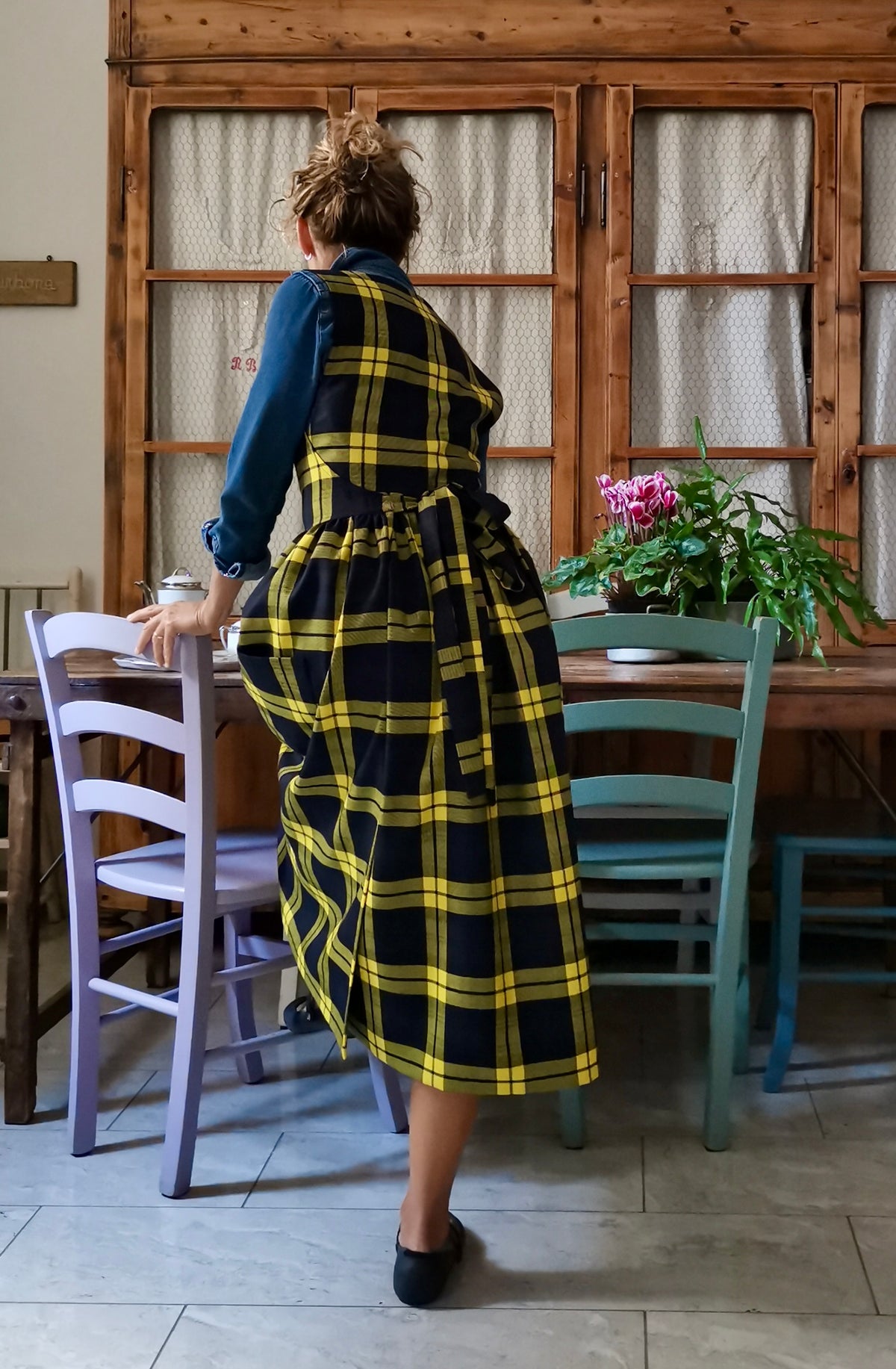 Grembiule in lana tartan blu e gialla (Ref. 547)
