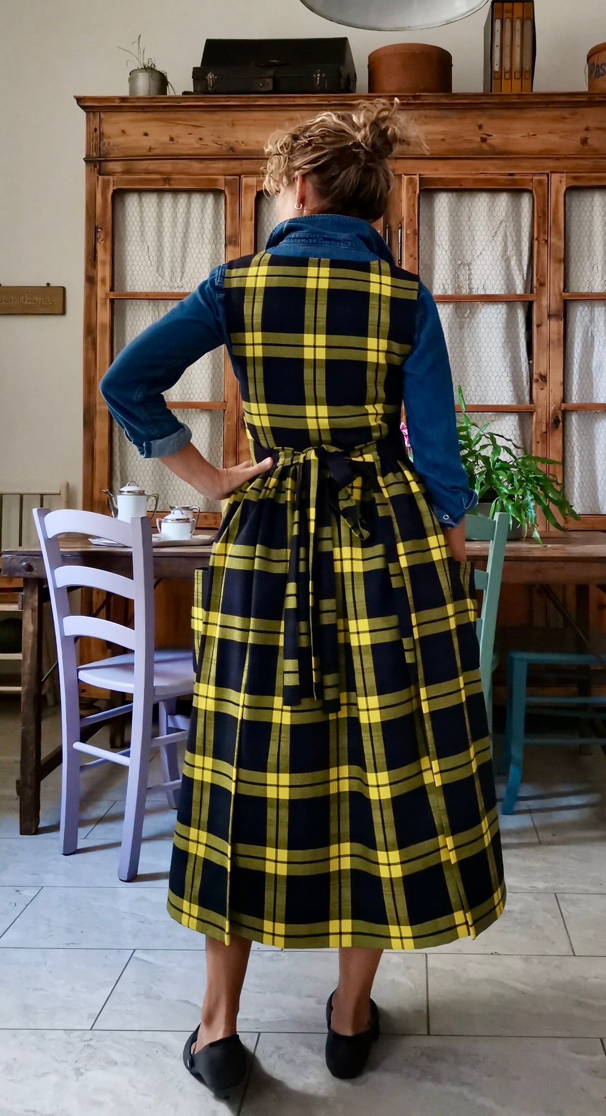 Grembiule in lana tartan blu e gialla (Ref. 547)