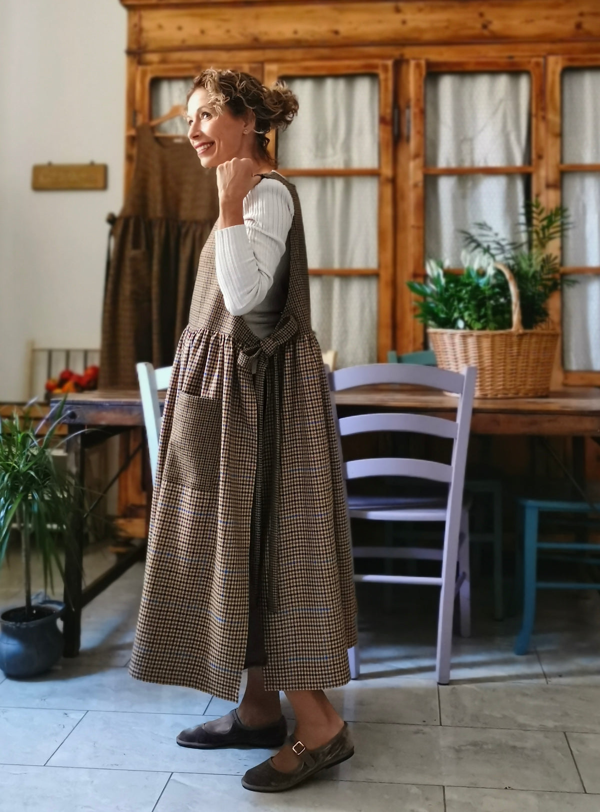 Grembiule in lana patchwork tartan sui toni del marrone (Ref. 558)