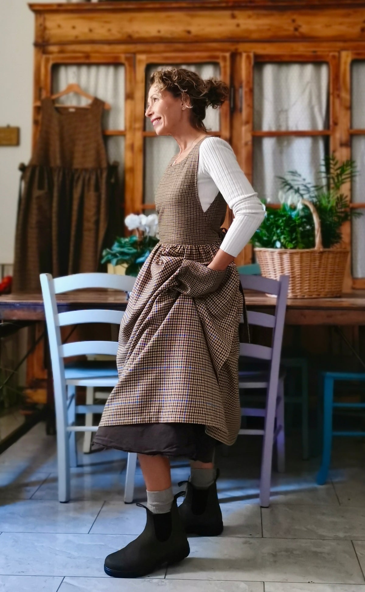 Grembiule in lana patchwork tartan sui toni del marrone (Ref. 558)