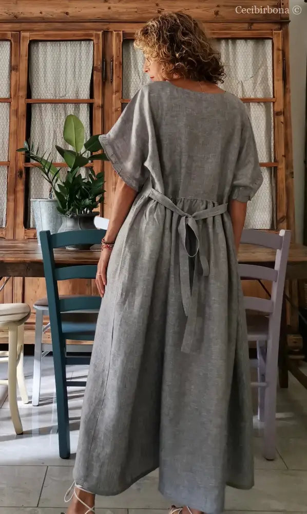 Abito con maniche in lino grigio abito donna