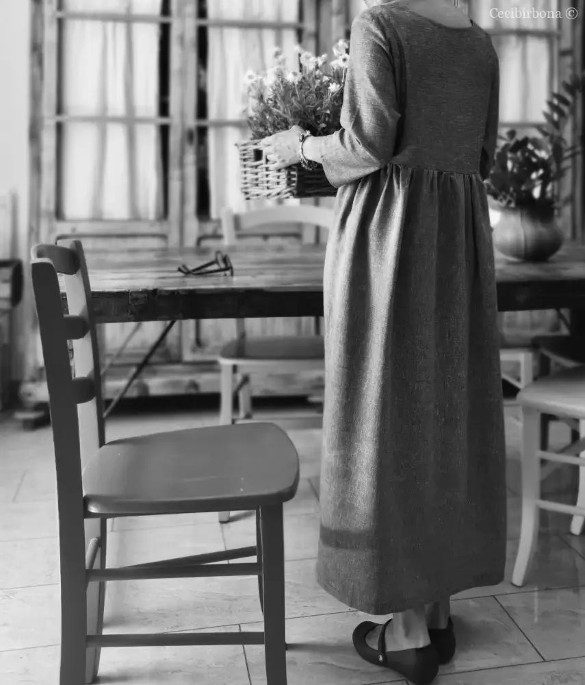 Abito estivo con maniche in lino grigio abito donna