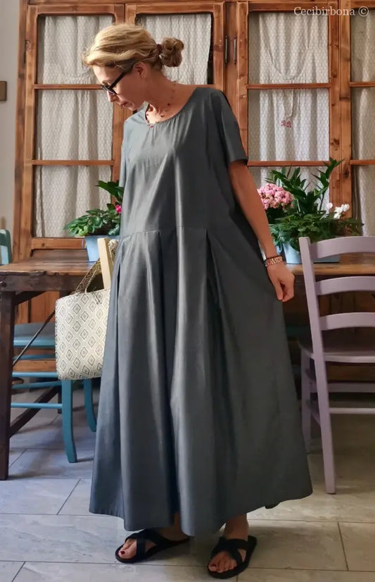 Abito grigio con pieghe e mezze maniche (Ref. 174) abito donna