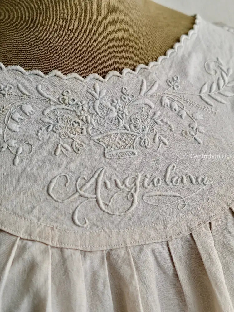 Abito in lino antico senza maniche “Corredo di Angiolina” abito donna