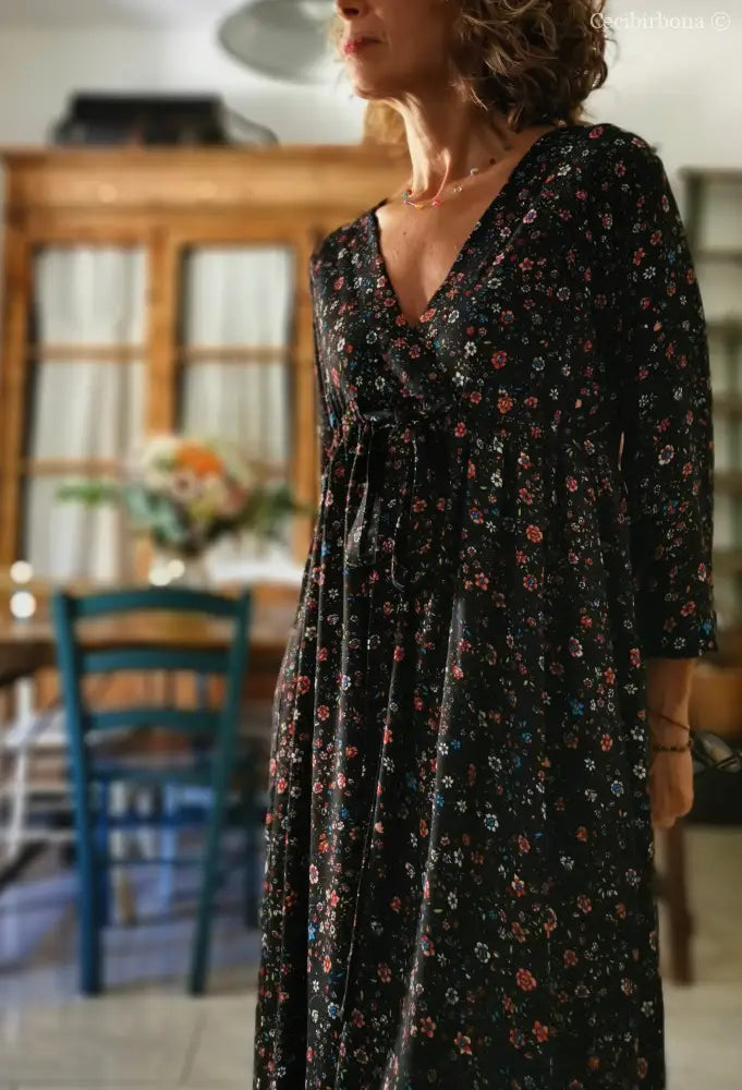 Abito in viscosa nera a fiori con fiocco (Ref. 98) abito donna