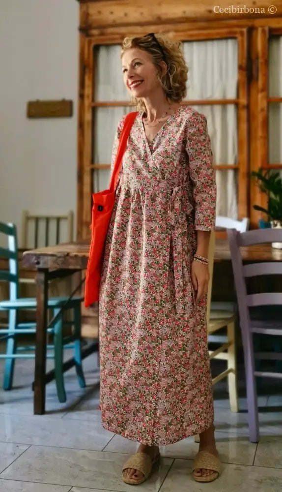 Abito incrociato in cotone con fiori e more (Ref. 180) abito donna