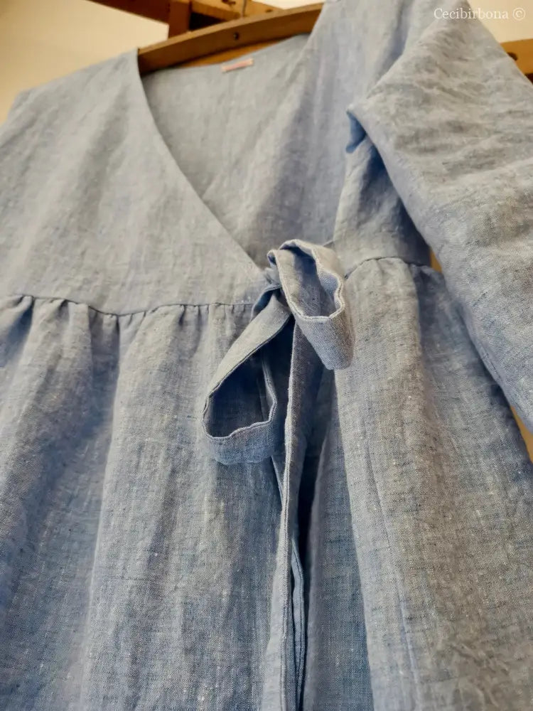 Abito incrociato in lino celeste (Ref. 310) abito donna