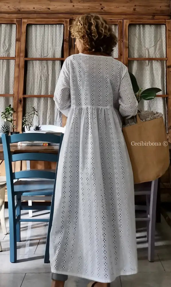 Abito incrociato in sangallo di cotone con maniche (Ref. 115) abito donna