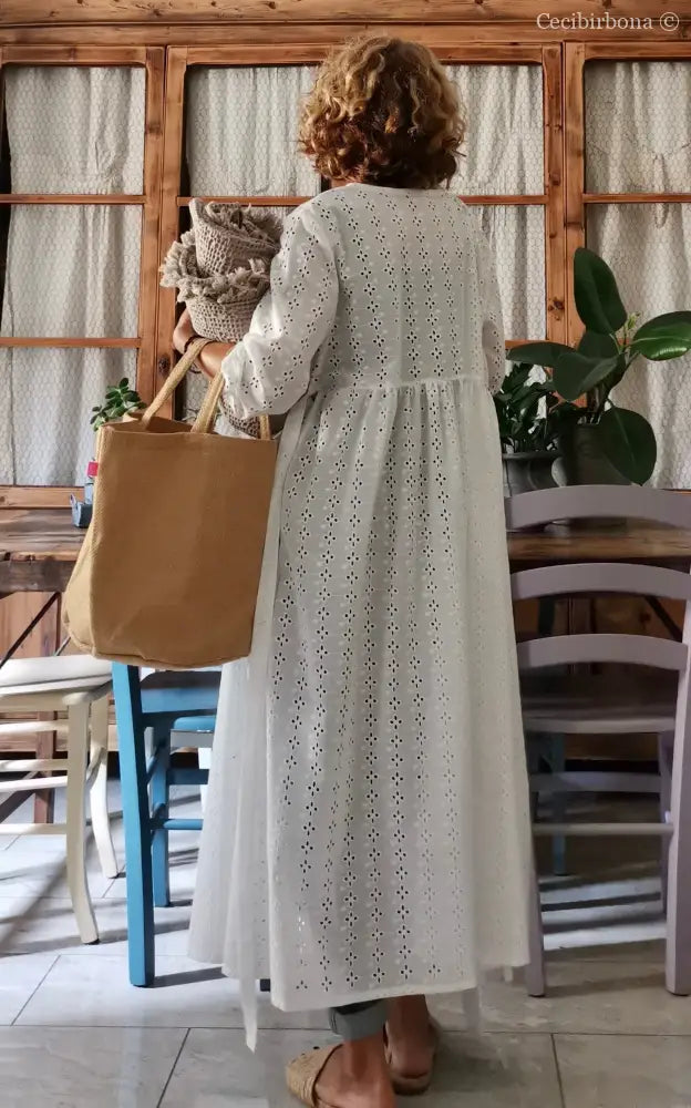 Abito incrociato in sangallo di cotone con maniche (Ref. 115) abito donna