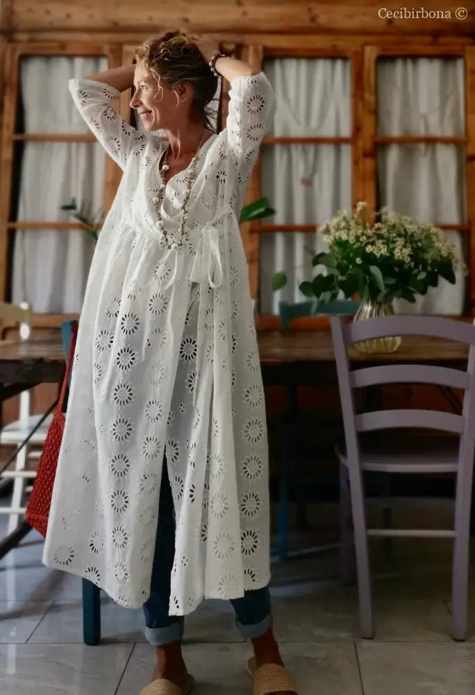 Abito incrociato in sangallo di cotone con maniche (Ref. 125) abito donna