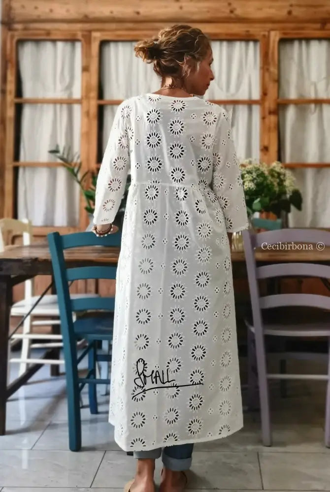 Abito incrociato in sangallo di cotone con maniche (Ref. 125) abito donna