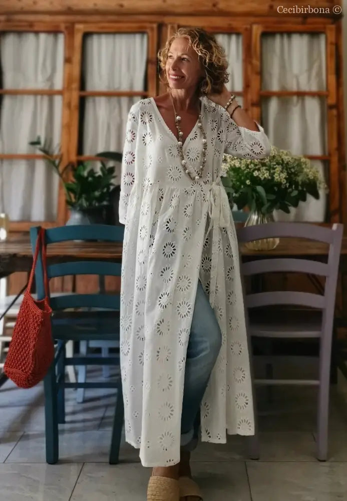 Abito incrociato in sangallo di cotone con maniche (Ref. 125) abito donna