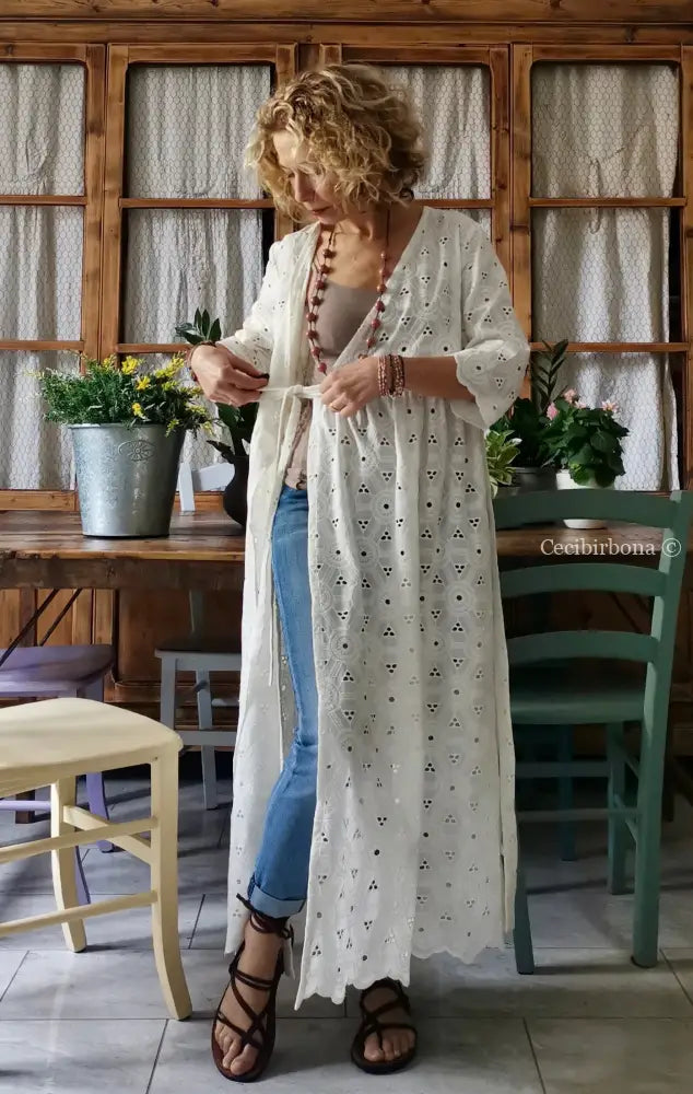 Abito incrociato in sangallo di cotone con maniche (Ref. 140) abito donna