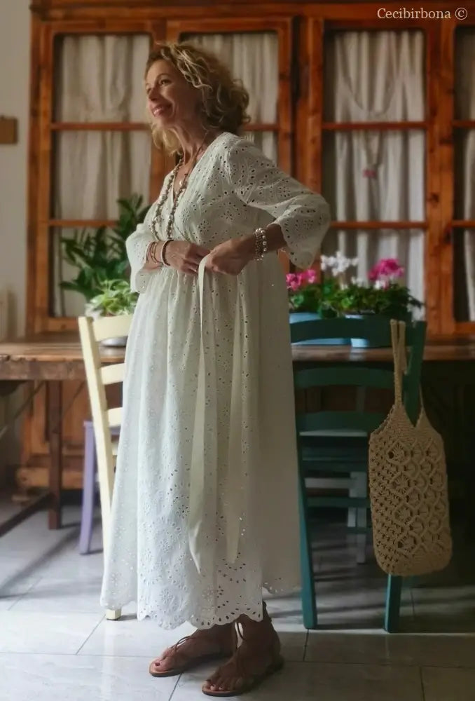 Abito incrociato in sangallo di cotone (Ref. 196) Media abito donna