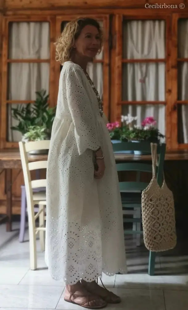 Abito incrociato in sangallo di cotone (Ref. 196) Media abito donna