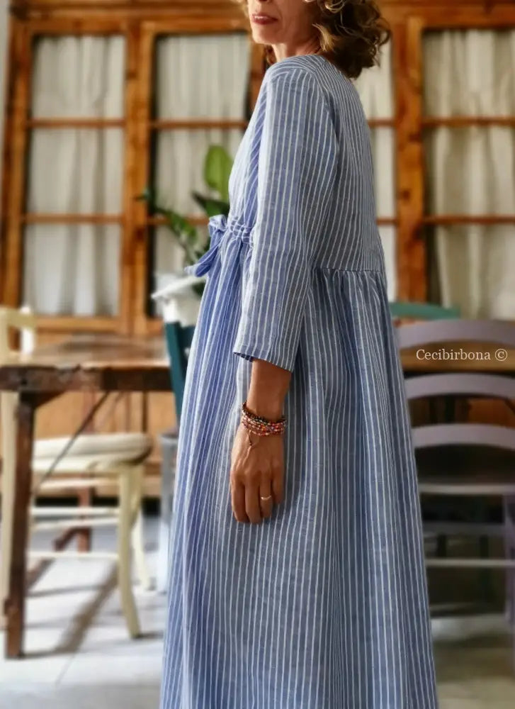 Abito lungo con maniche in lino azzurro a righe panna (Ref. 124) 46 abito donna