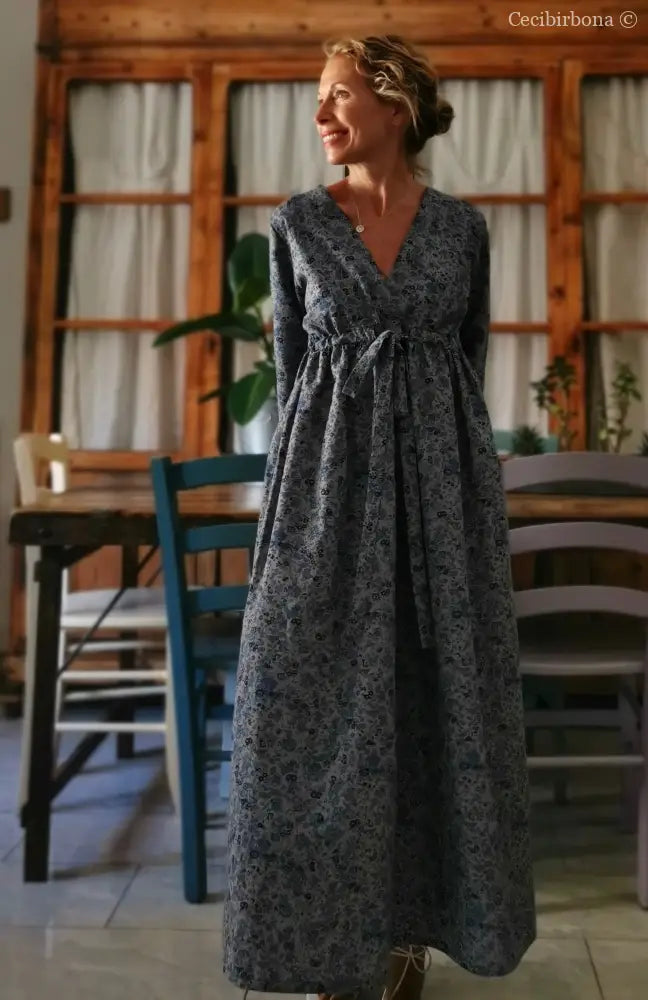 Abito lungo impero in lino a fiori blu (Ref. 117) abbigliamento