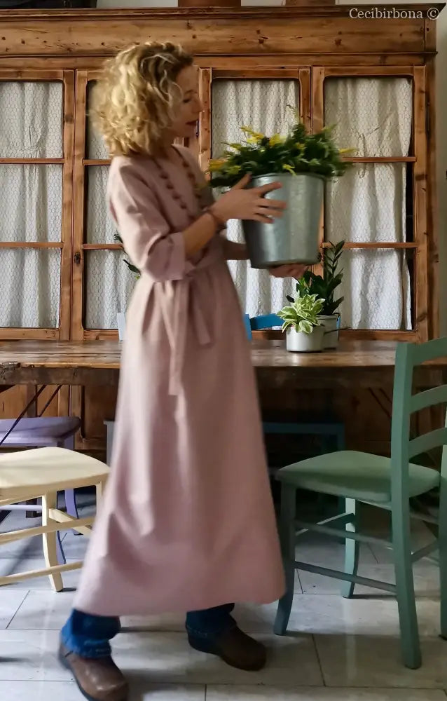 Abito lungo incrociato in lino rosa antico (Ref. 139) abito donna