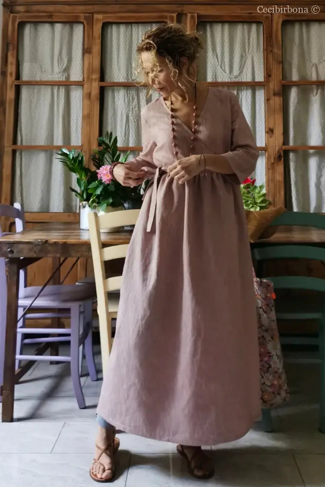 Abito lungo incrociato in lino rosa rigato Media (Ref. 111) abito donna