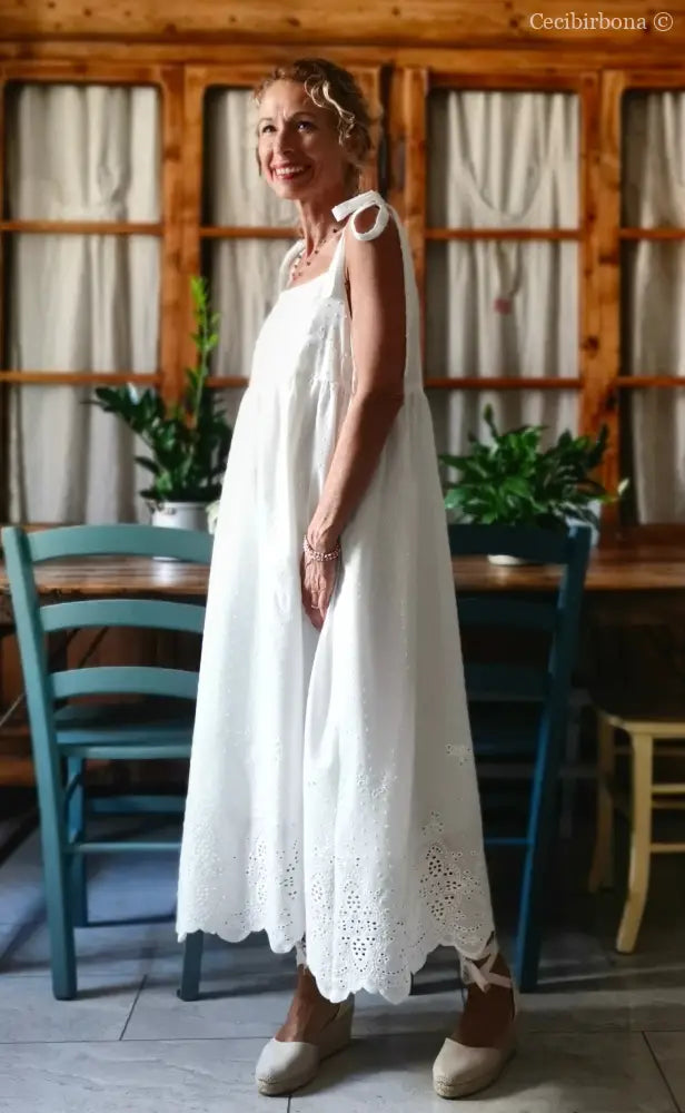 Abito prendisole in sangallo di cotone (Ref. 312) Small abito donna