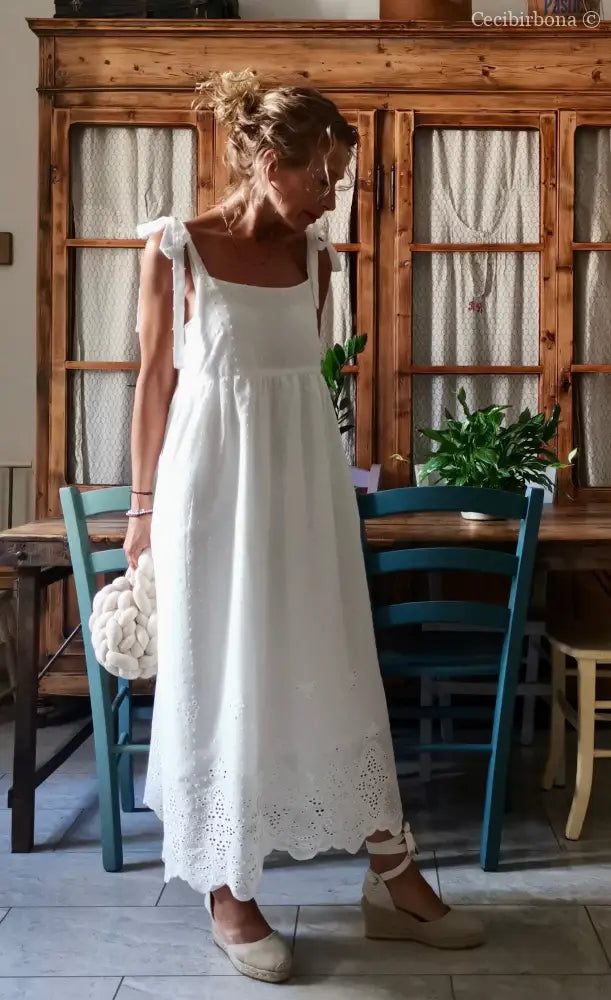 Abito prendisole in sangallo di cotone (Ref. 312) Small abito donna