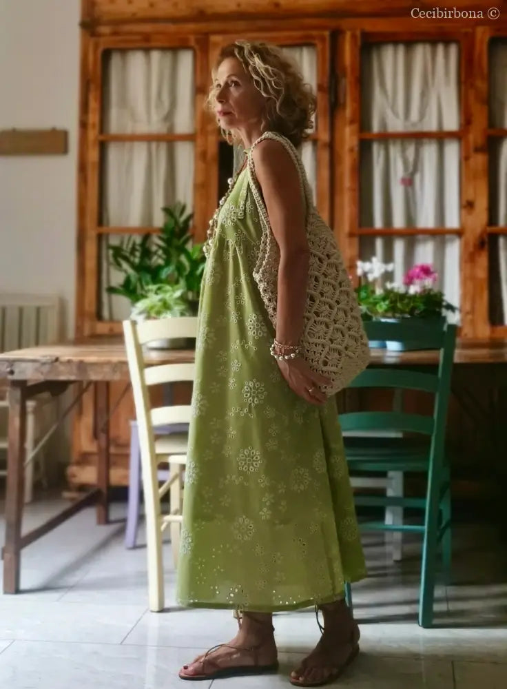 Abito prendisole in sangallo verde (Ref. 195) abito donna