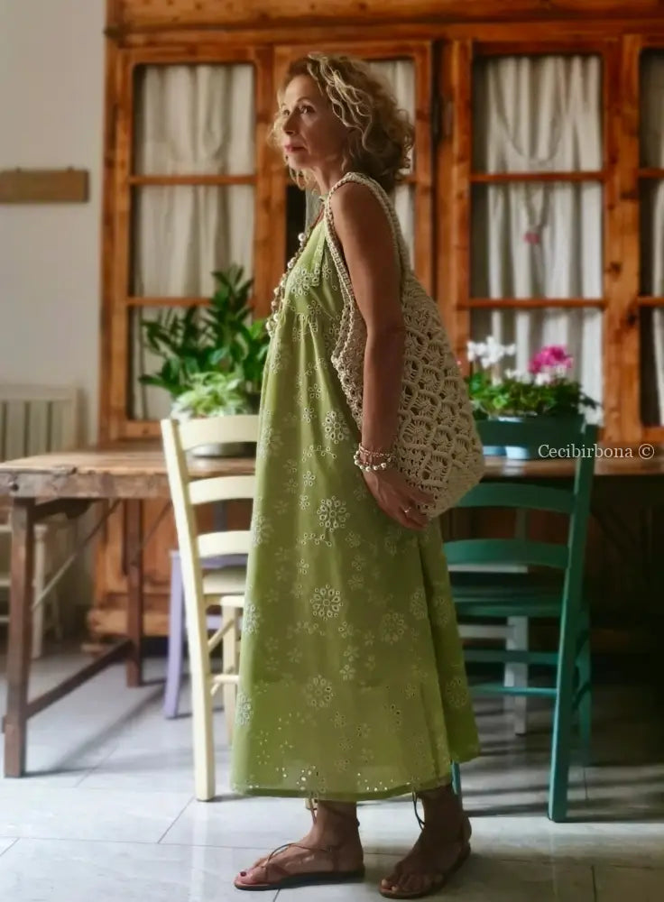 Abito prendisole in sangallo verde (Ref. 195) abito donna