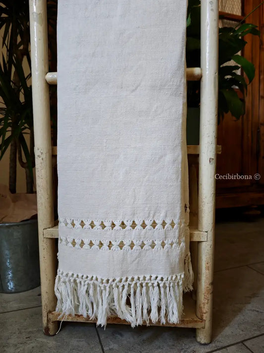 Asciugamano in canapa con sfilature Asciugamano in lino antico