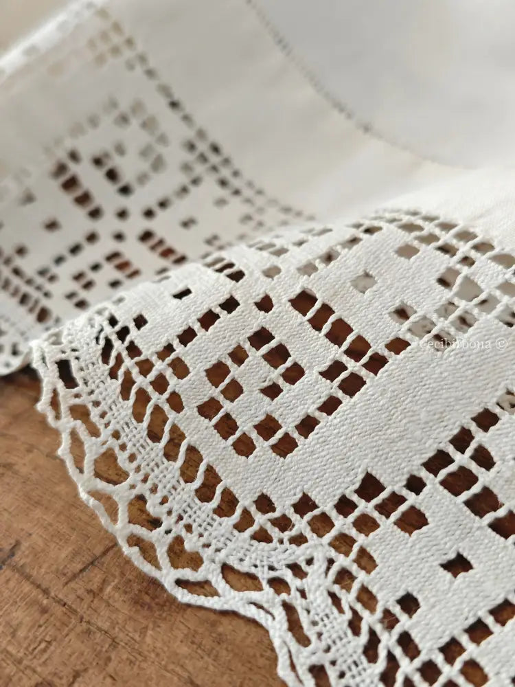 Asciugamano in lino antico con monogramma AB Asciugamano in lino antico