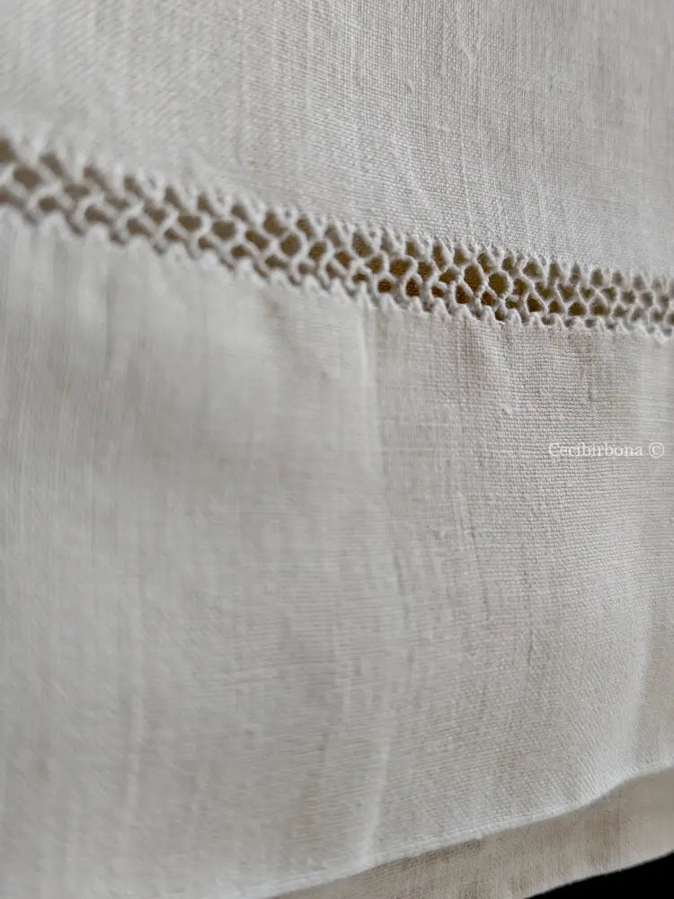 Asciugamano in lino con sfilature Asciugamano in lino antico