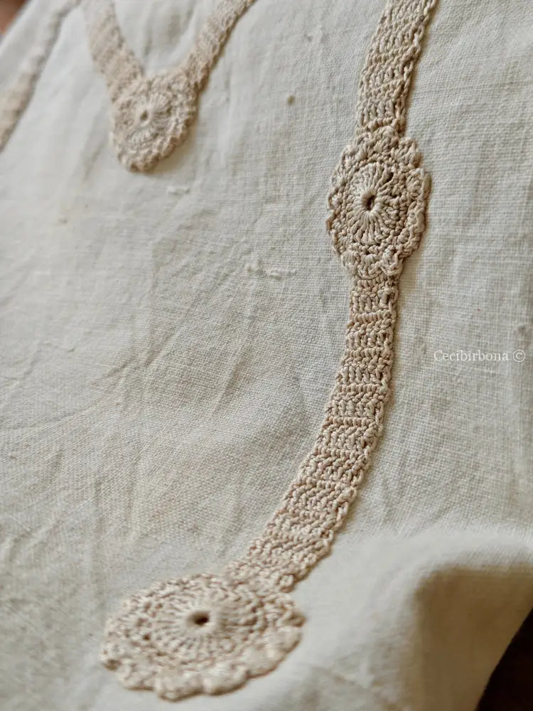 Asciugamano vintage con iniziale M e balza all’uncinetto biancheria antica per la casa