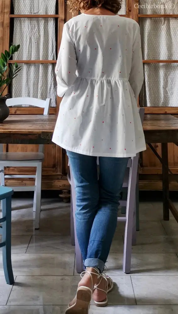 Camicia bianca incrociata a pois (Ref. 149) Media camicia donna