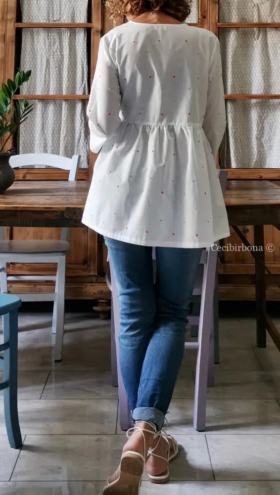 Camicia bianca incrociata a pois (Ref. 149) Media camicia donna