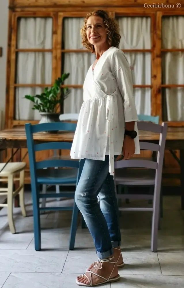 Camicia bianca incrociata a pois (Ref. 149) Media camicia donna