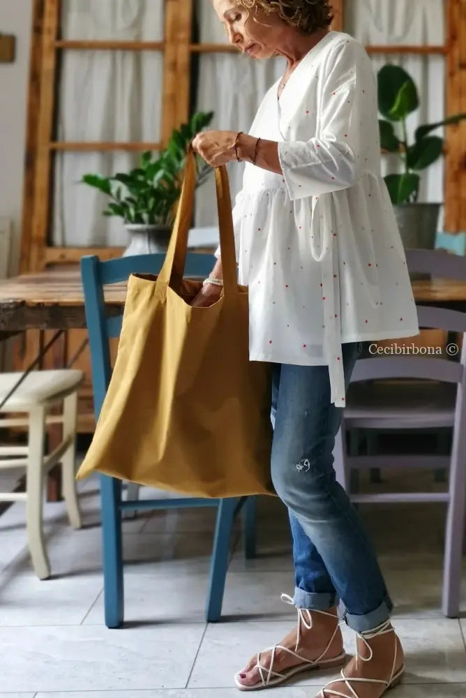 Camicia bianca incrociata a pois (Ref. 149) Media camicia donna