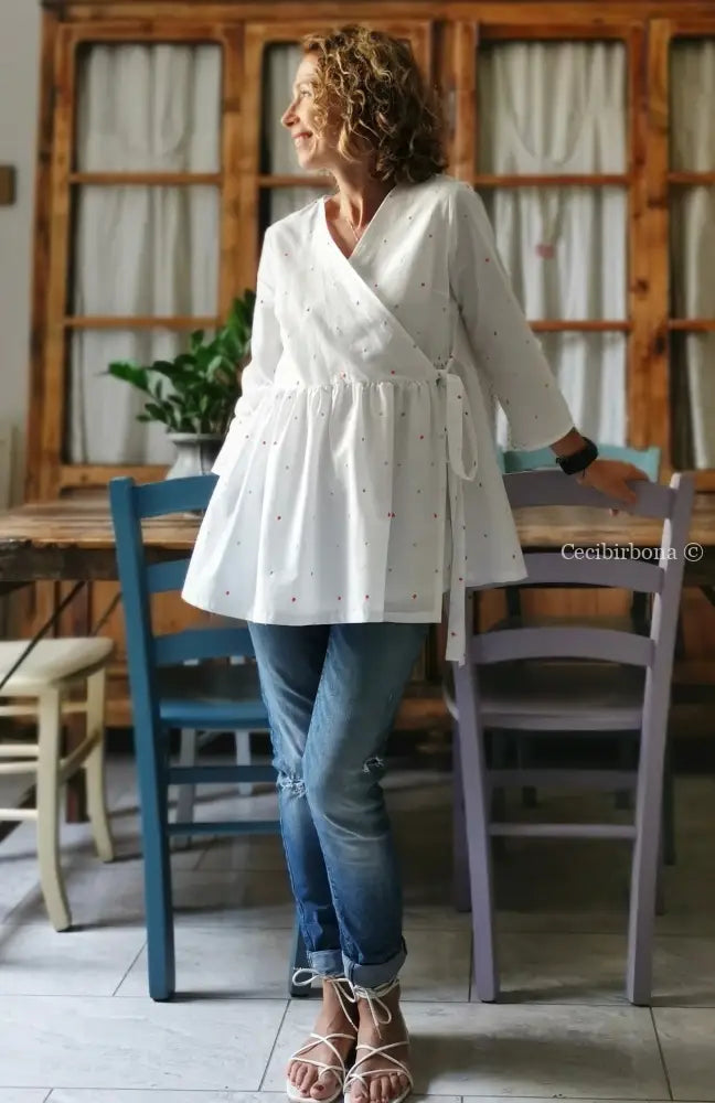 Camicia bianca incrociata a pois (Ref. 149) Media camicia donna